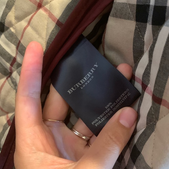 Burberry Woman’s Quilted Coat - Picture 7 of 9